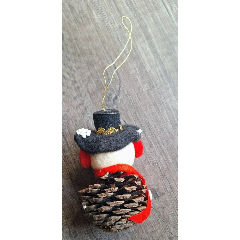 Vintage Pinecone Snowman‎ Christmas Ornament Top hat Ear Muffs
